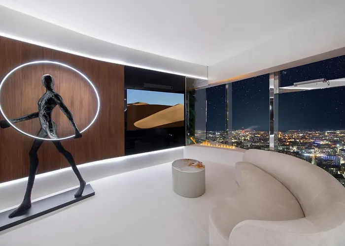 Sky Tower - 48 Pietro Penthousy Z Prywatna - Adult Only