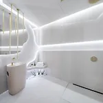 Sky Tower - 48 Pietro Penthousy Z Prywatna - Adult Only شقة