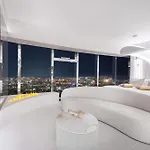 Sky Tower - 48 Pietro Penthousy Z Prywatna - Adult Only فروتسواف