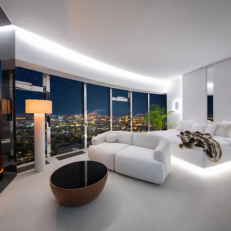 Sky Tower - 48 Pietro Penthousy Z Prywatna - Adult Only Breslau