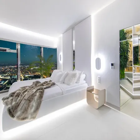 Apartment Sky Tower - 48 Pietro Penthousy Z Prywatna - Adult Only *