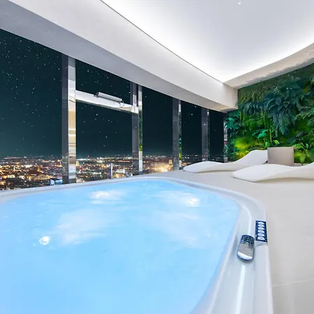 Sky Tower - 48 Pietro Penthousy Z Prywatna - Adult Only