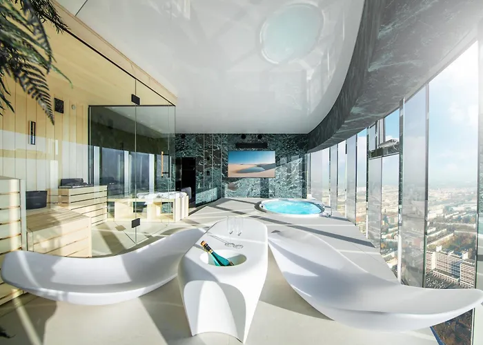 Sky Tower - 48 Pietro Penthousy Z Prywatna - Adult Only Διαμέρισμα Βρότσλαβ