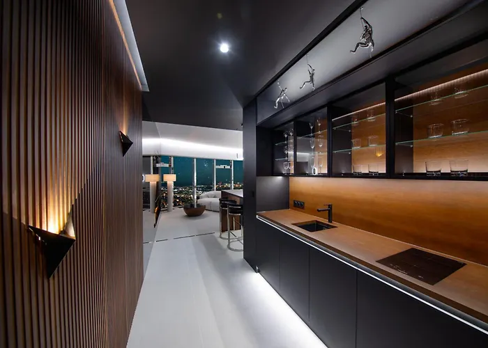 Sky Tower - 48 Pietro Penthousy Z Prywatna - Adult Only Appartamento Breslavia