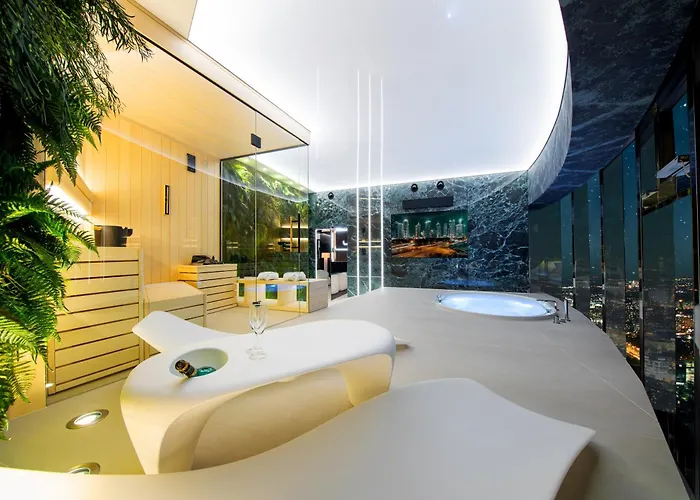 Appartamento Sky Tower - 48 Pietro Penthousy Z Prywatna - Adult Only