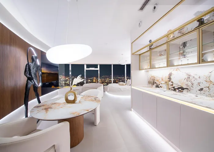 Διαμέρισμα Sky Tower - 48 Pietro Penthousy Z Prywatna - Adult Only *